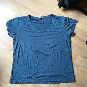 blue basic t-shirt